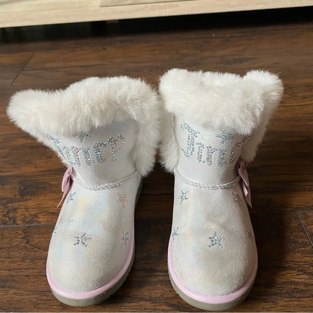 Juicy Couture Girls Boots